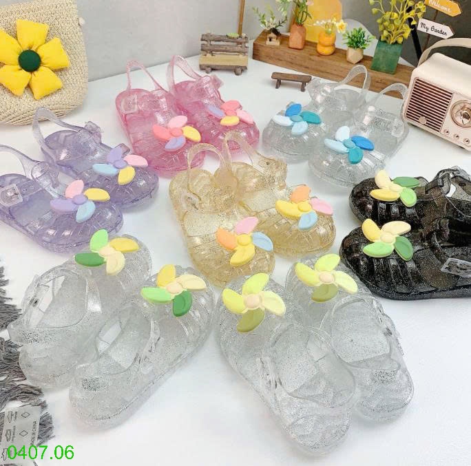 25HA0407.06 - SANDAL NHỰA ĐẾ MỀM CHO BÉ