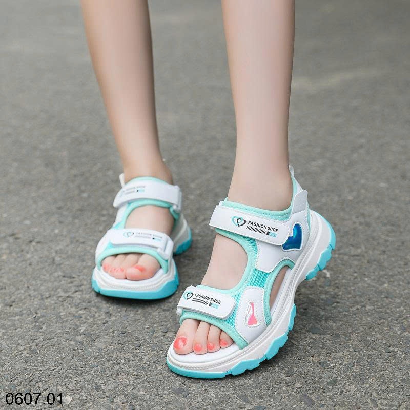 25HA0607.01 - SANDAL CHO BÉ GÁI