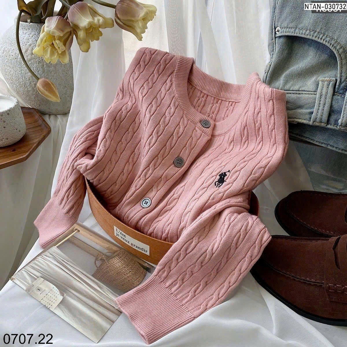 25HA0707.22 - ÁO LEN CARDIGAN THÊU HÌNH NGỰA