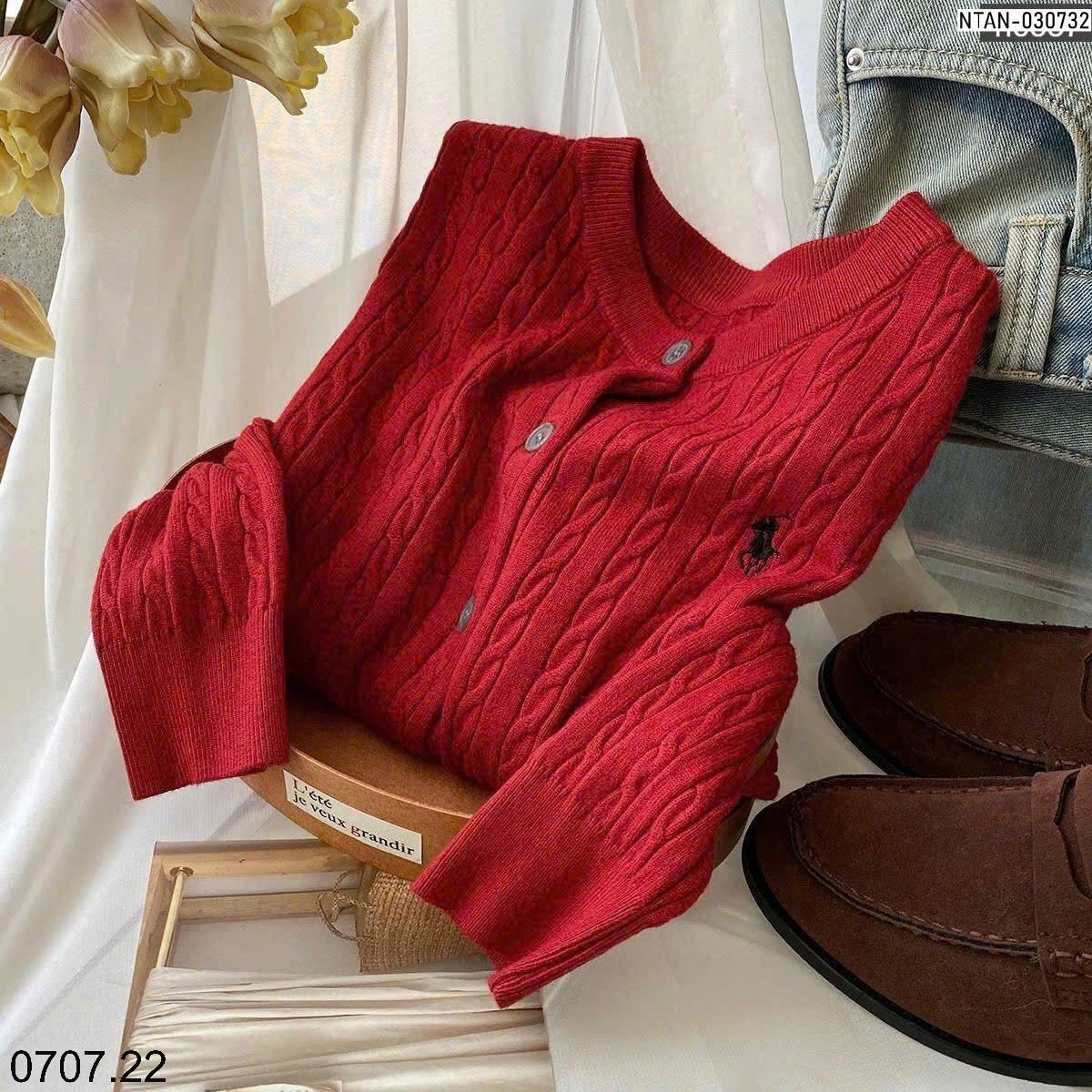 25HA0707.22 - ÁO LEN CARDIGAN THÊU HÌNH NGỰA