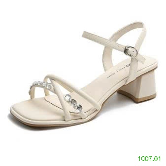25HA1007.01 - SANDAL GÓT VUÔNG ĐÍNH ĐÁ NỮ