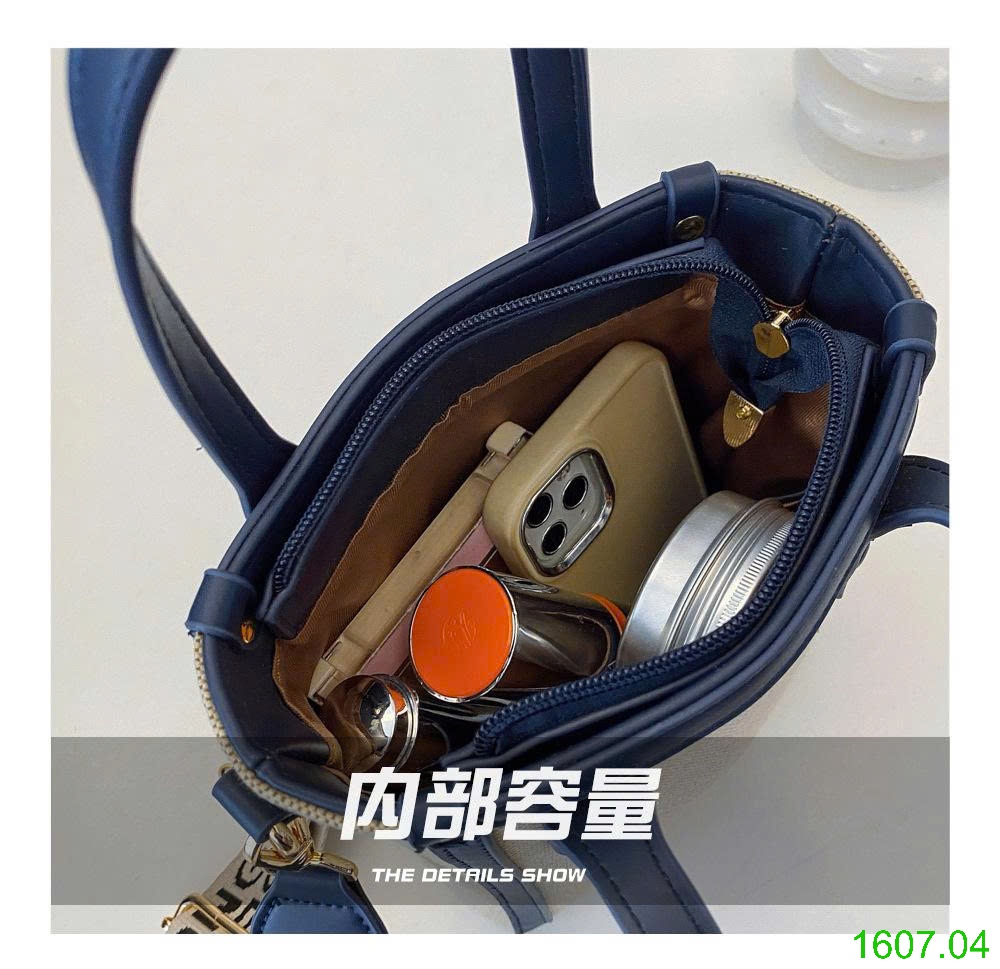 25HA1607.04 - TÚI XÁCH XÔ MINI BAOBAO