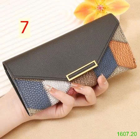 25HA1607.20 - VÍ DA CHO NỮ
