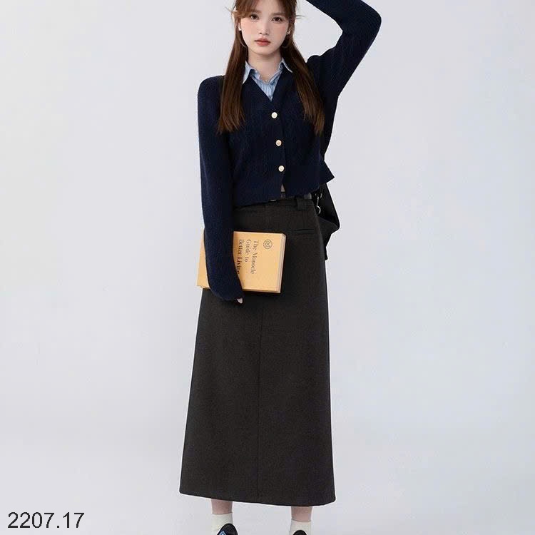 25HA2207.17 - ÁO LEN CỔ SƠ MI NỮ