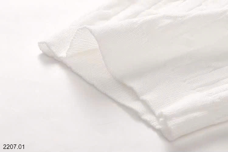 25HA2207.01 - ÁO LEN VẶN THỪNG THÊU HÌNH GẤU CACHEE