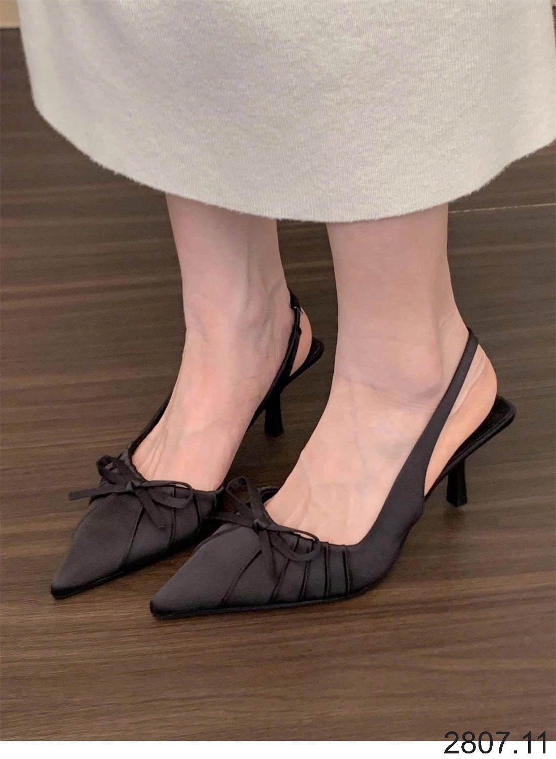 25HA2807.11 - GIÀY SANDAL CAO GÓT MŨI NHỌN ĐÍNH NƠ