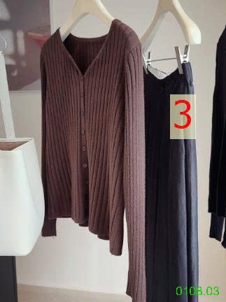 25HA0108.03 - ÁO CARDIGAN DỆT KIM GÂN CỔ V