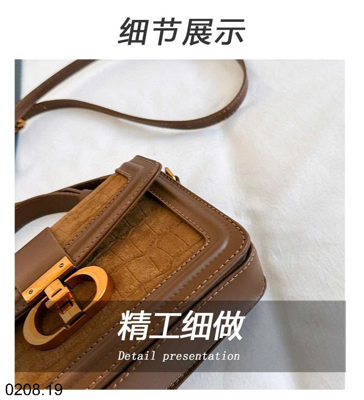 25HA0208.19 - TÚI VUÔNG NHỎ XÁCH TAY