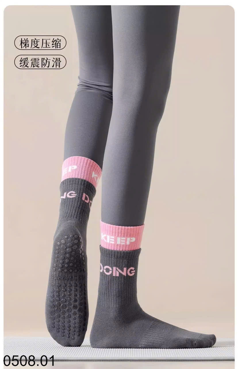 25HA0508.01 - SET 5 ĐÔI TẤT CHỐNG TRƠN TRƯỢT CHO NỮ