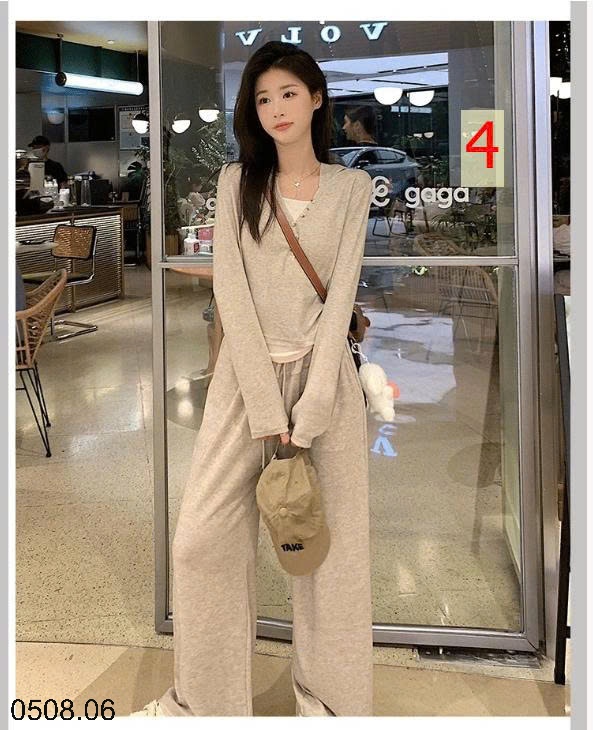 25HA0508.06 - BỘ GẠO NẾP NHUNG CHO NỮ