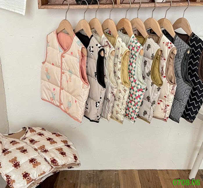 25HA0708.06 - ÁO GILE 2 MẶT CHO BÉ