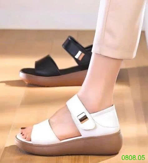 25HA0808.05 - SANDAL ĐẾ DÀY CHO NỮ
