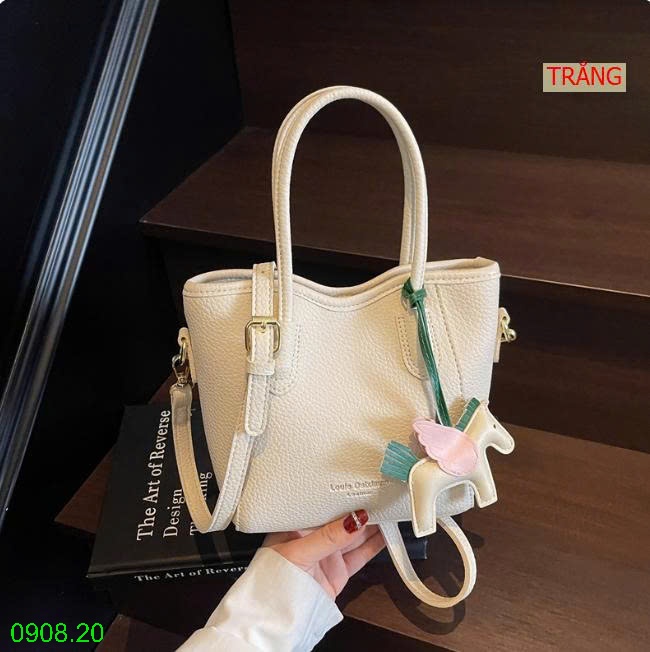 25HA0908.20 - TÚI MINI KÈM MÓC NGỰA XINH