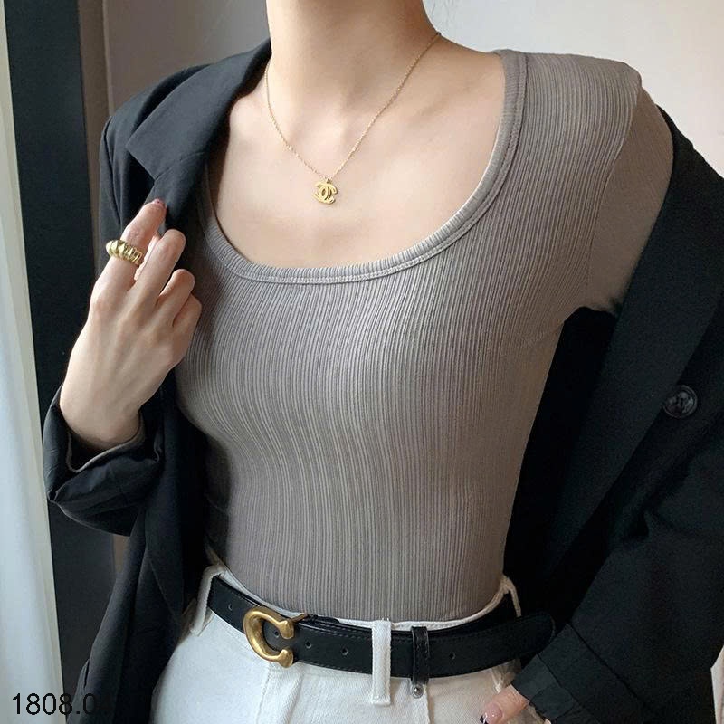 25HA1808.04 - ÁO THUN CỔ CHỮ U NỮ
