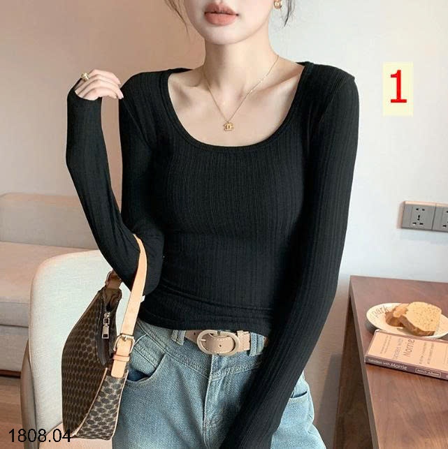 25HA1808.04 - ÁO THUN CỔ CHỮ U NỮ