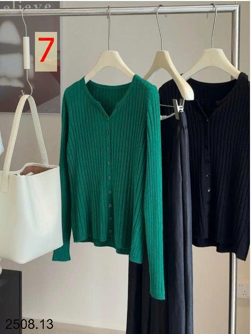 25HA2508.13 - ÁO CARDIGAN DỆT KIM GÂN CỔ V NHÀ ANNA
