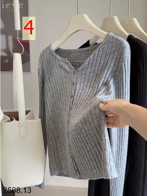 25HA2508.13 - ÁO CARDIGAN DỆT KIM GÂN CỔ V NHÀ ANNA