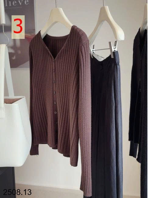 25HA2508.13 - ÁO CARDIGAN DỆT KIM GÂN CỔ V NHÀ ANNA
