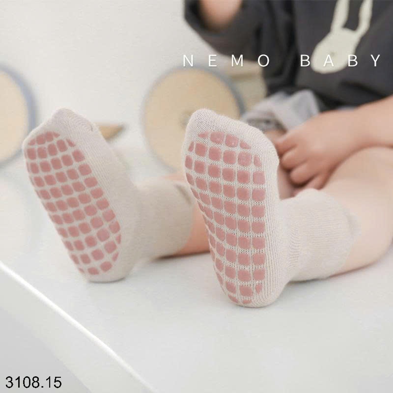 25HA3108.15 - SET 5 ĐÔI TẤT NEMO CHỐNG TRƠN TRƯỢT CHO BÉ