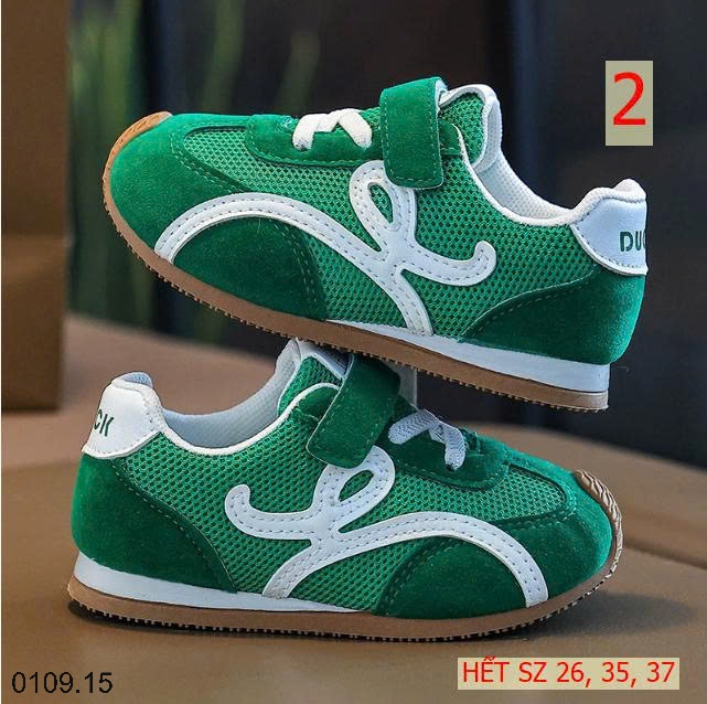 25HA0109.15 - GIÀY THỂ THAO TRẺ EM