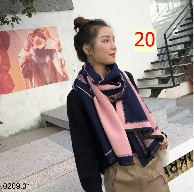 25HA0209.01 - KHĂN CHOÀNG MÙA ĐÔNG