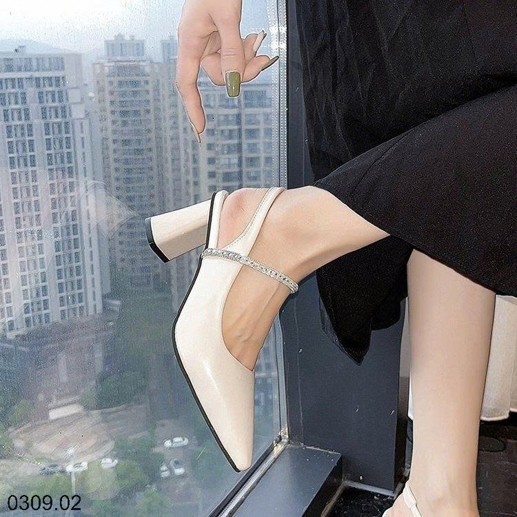 25HA0309.02 - GIÀY CAO GÓT ĐẾ VUÔNG ĐÍNH ĐÁ