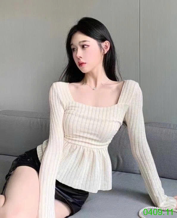 25HA0409.11 - ÁO THUN XÒE ĐIỆU ĐÀ CỔ U