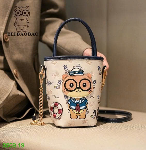 25HA0509.19 - TÚI XÁCH XÔ BAOBAO MINI