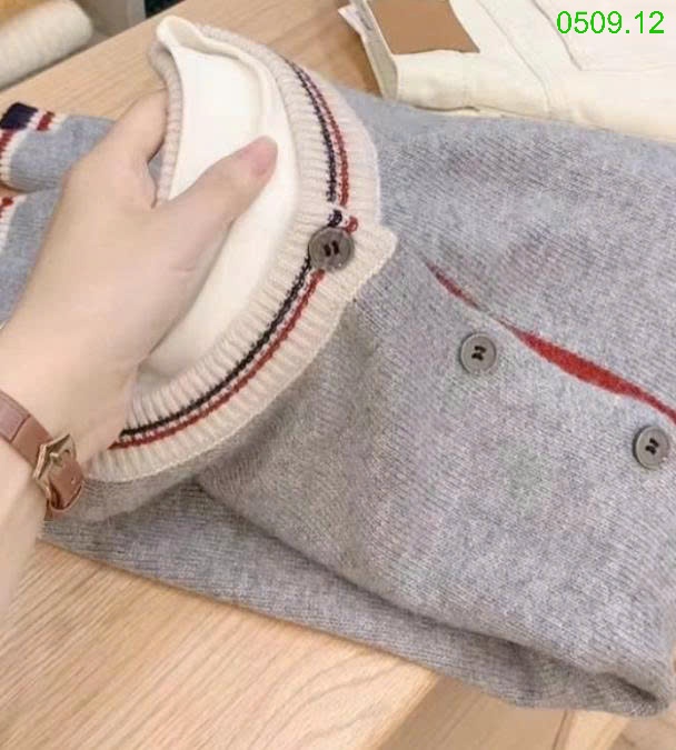 25HA0509.12 - ÁO CARDIGAN CỔ TRÒN PHỐI MÀU KANING