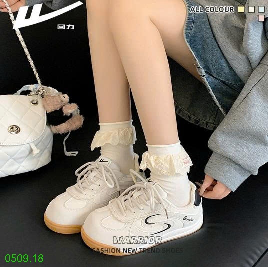 25HA0509.18 - GIÀY WARRIOR VIỀN REN