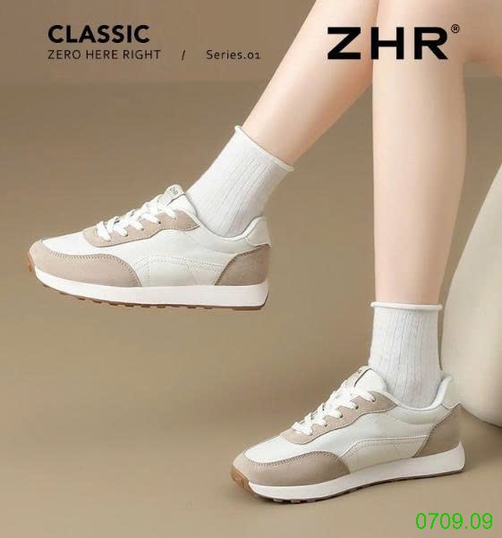 25HA0709.09 - GIÀY THỂ THAO NHÀ ZHR