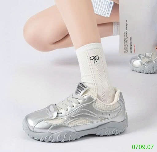 25HA0709.07 - GIÀY THỂ THAO THOÁNG KHÍ NỮ