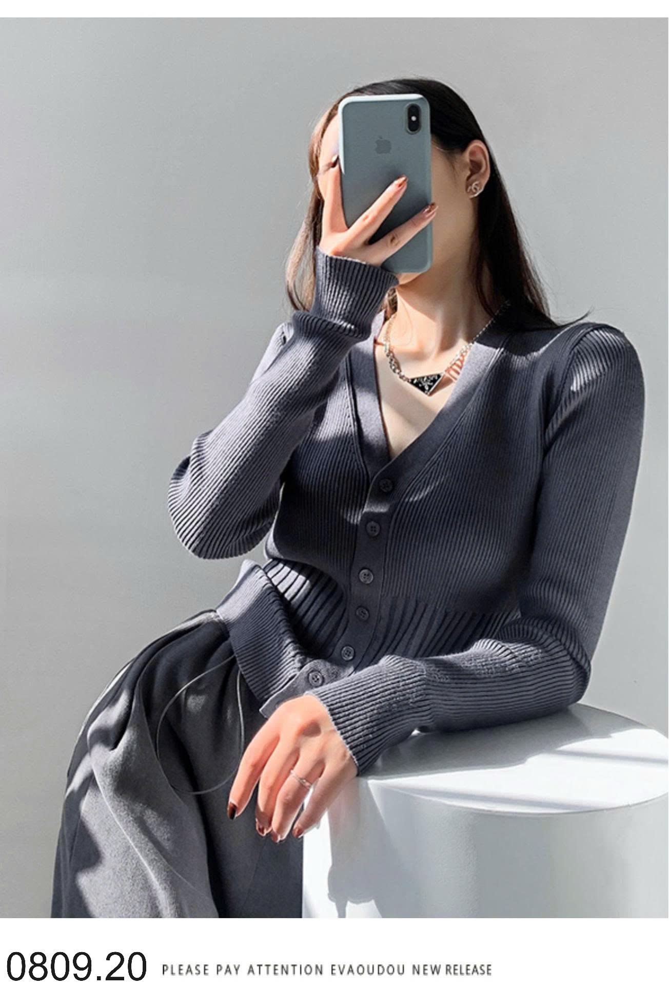 25HA0809.20 - ÁO LEN CARDIGAN DỆT KIM CỔ CHỮ V PHONG CÁCH
