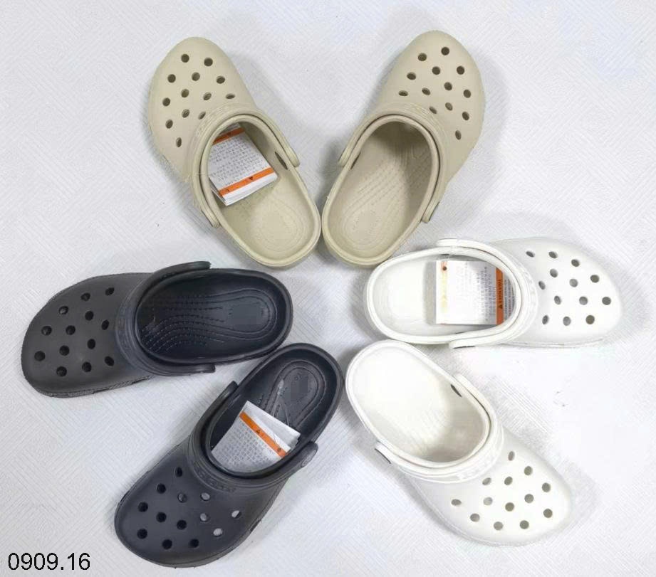 25HA0909.16 - SỤC CROCS CHO BÉ