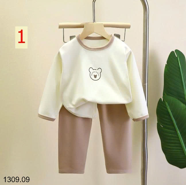 25HA1309.09 - SET 2 BỘ NỈ MẶC NHÀ CHO BÉ YÊU