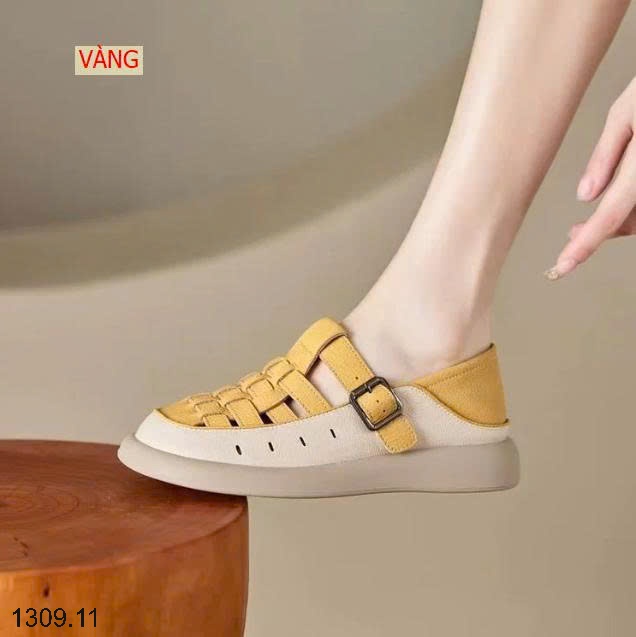 25HA1309.11 - GIÀY ĐAN DÂY ĐẾ MỀM