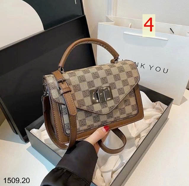 25HA1509.20 - TÚI VUÔNG NHỎ CHO NỮ