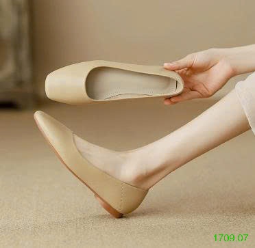 25HA1709.07 - GIÀY ĐẾ BỆT CHO NỮ