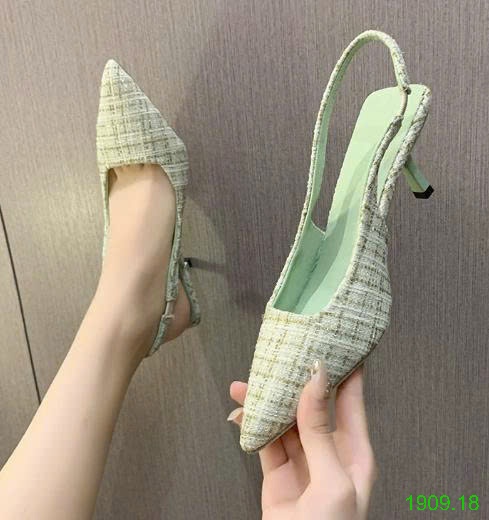 25HA1909.18 - GIÀY CAO GÓT MŨI NHỌN CHANEL KIỂU PHÁP