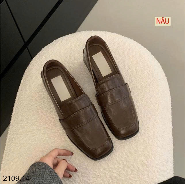 25HA2109.14 - GIÀY LƯỜI ĐEN MŨI VUÔNG KIỂU PHÁP