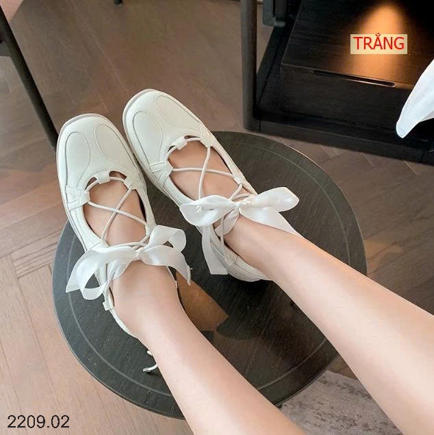 25HA2209.02 - GIÀY THỂ THAO BA LÊ ĐẾ DÀY ĐÍNH NƠ