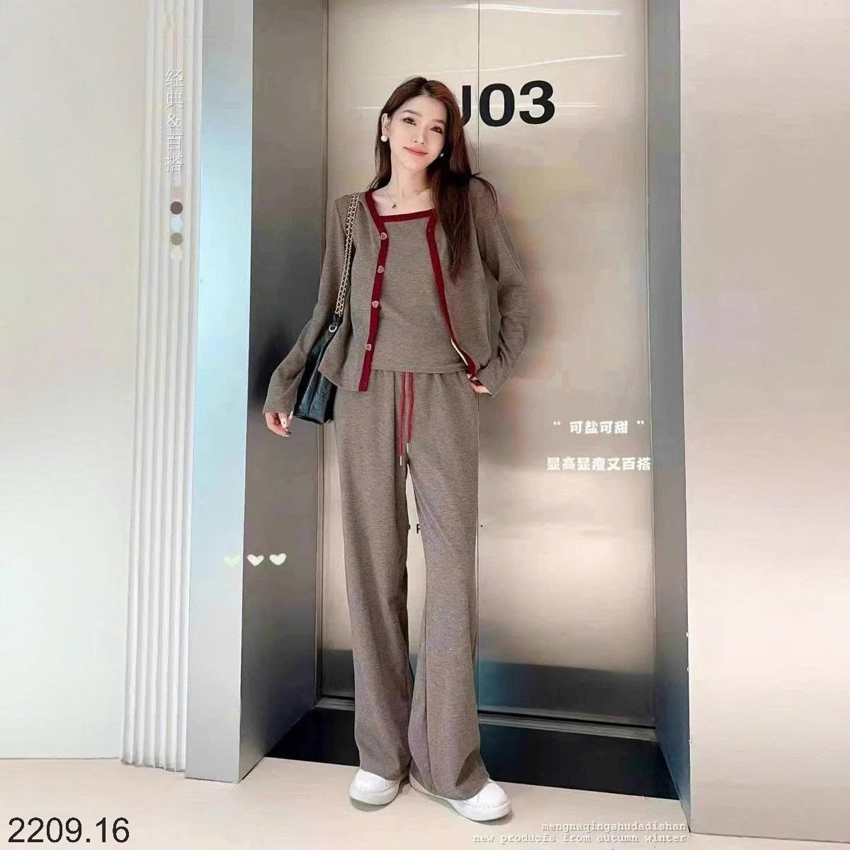 25HA2209.16 - SET 3 CHI TIẾT GẠO NẾP NHUNG CHO NỮ