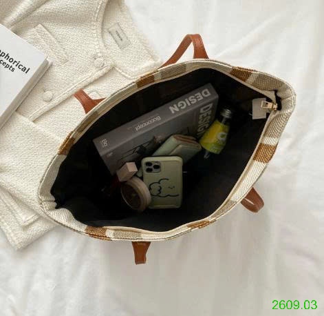 25HA2609.03 - TÚI TOTE KẺ