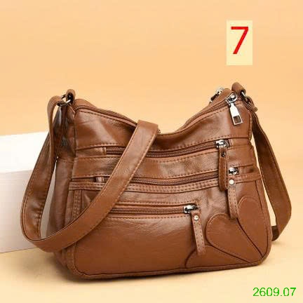 25HA2609.07 - TÚI XÁCH DA MỀM TRUNG NIÊN