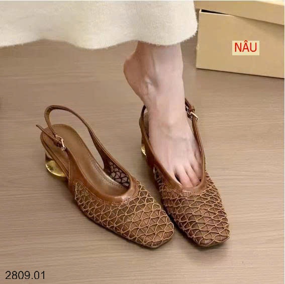 25HA2809.01 - GIÀY LƯỚI MŨI VUÔNG HẢ GÓT