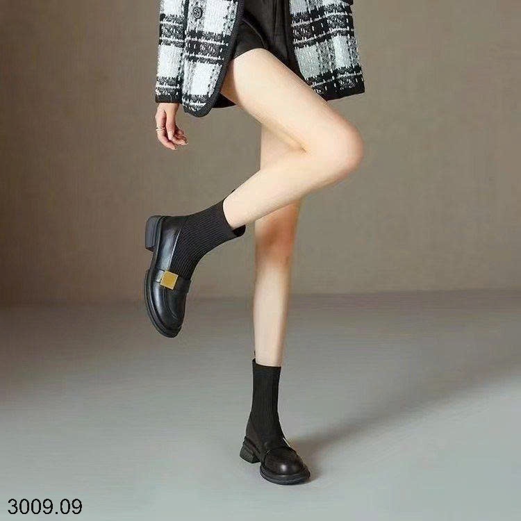 25HA3009.09 - BỐT NỮ CỔ LEN