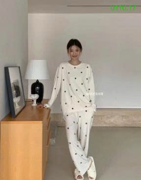 25HA0110.17 - BỘ NGỦ HOA CHẤM BI NỮ