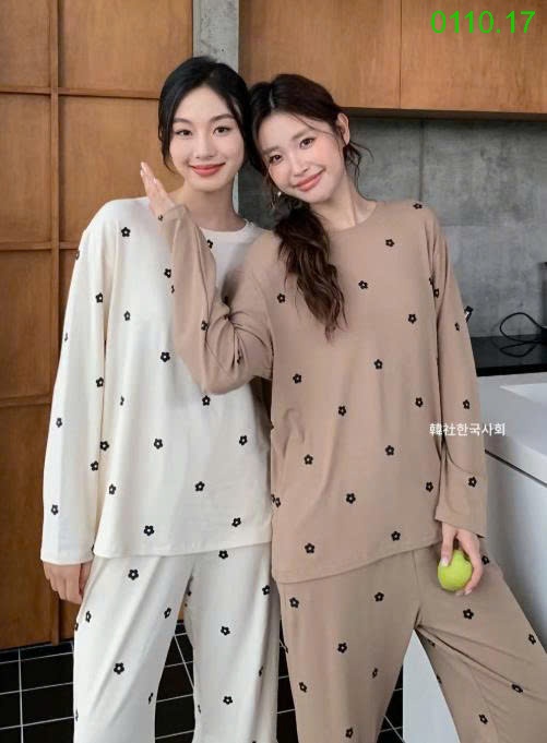 25HA0110.17 - BỘ NGỦ HOA CHẤM BI NỮ