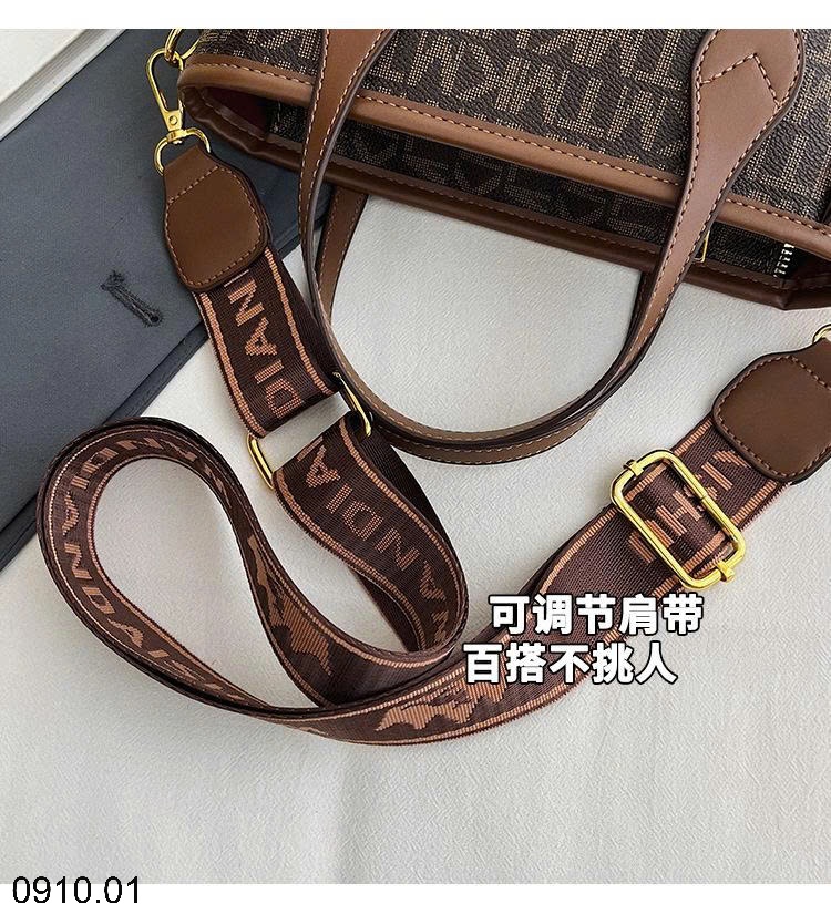 25HA0910.01 - TÚI RETRO ĐEO CHÉO CHO NỮ