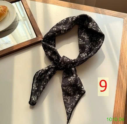 25HA1010.04 - SET 2KHĂN TƠ LỤA HỌA TIẾT